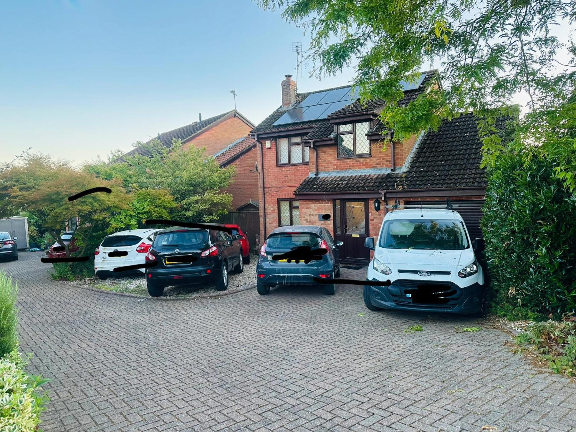 Home Away From Home Swindon Buitenkant foto